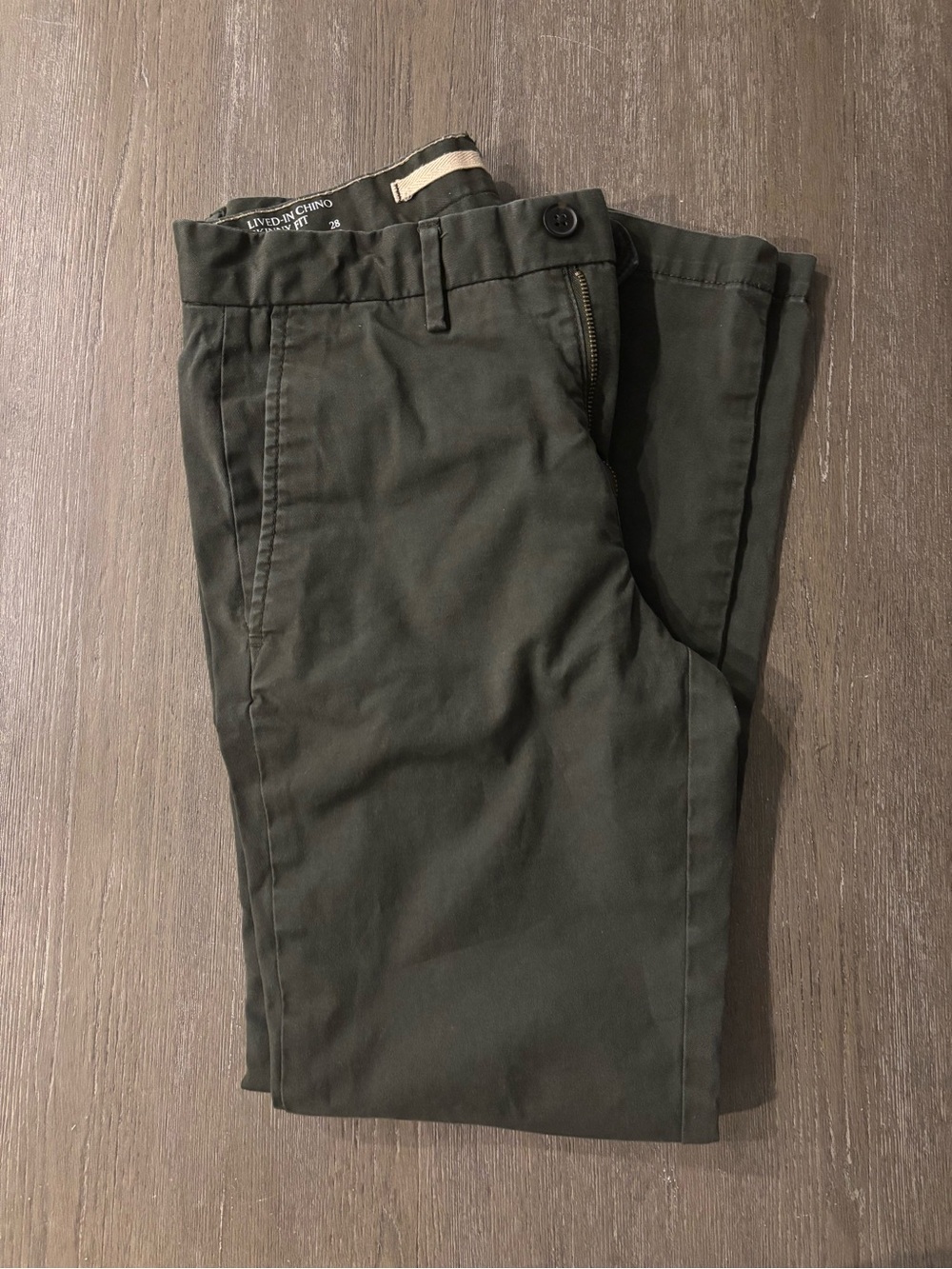 Men's Olive Green Chino Pants - Banana Republic